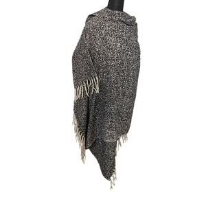American Eagle Boucle Knit Fringe Wrap Shawl Blanket Scarf Gray Black O/S
